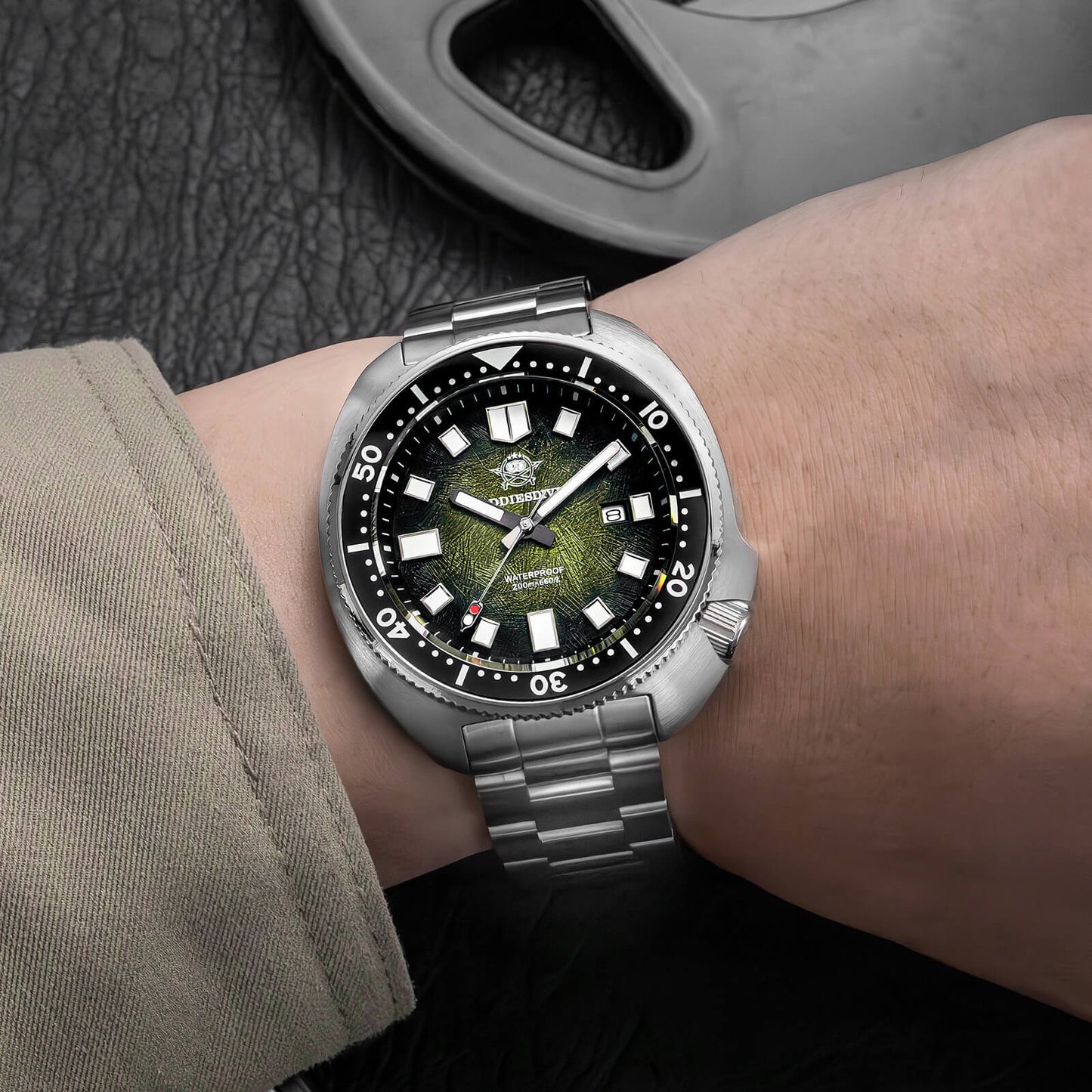 AD2511 – Reloj de Buceo Cuarzo Addiesdive “Turtle” con Cristal de Zafiro para Hombre