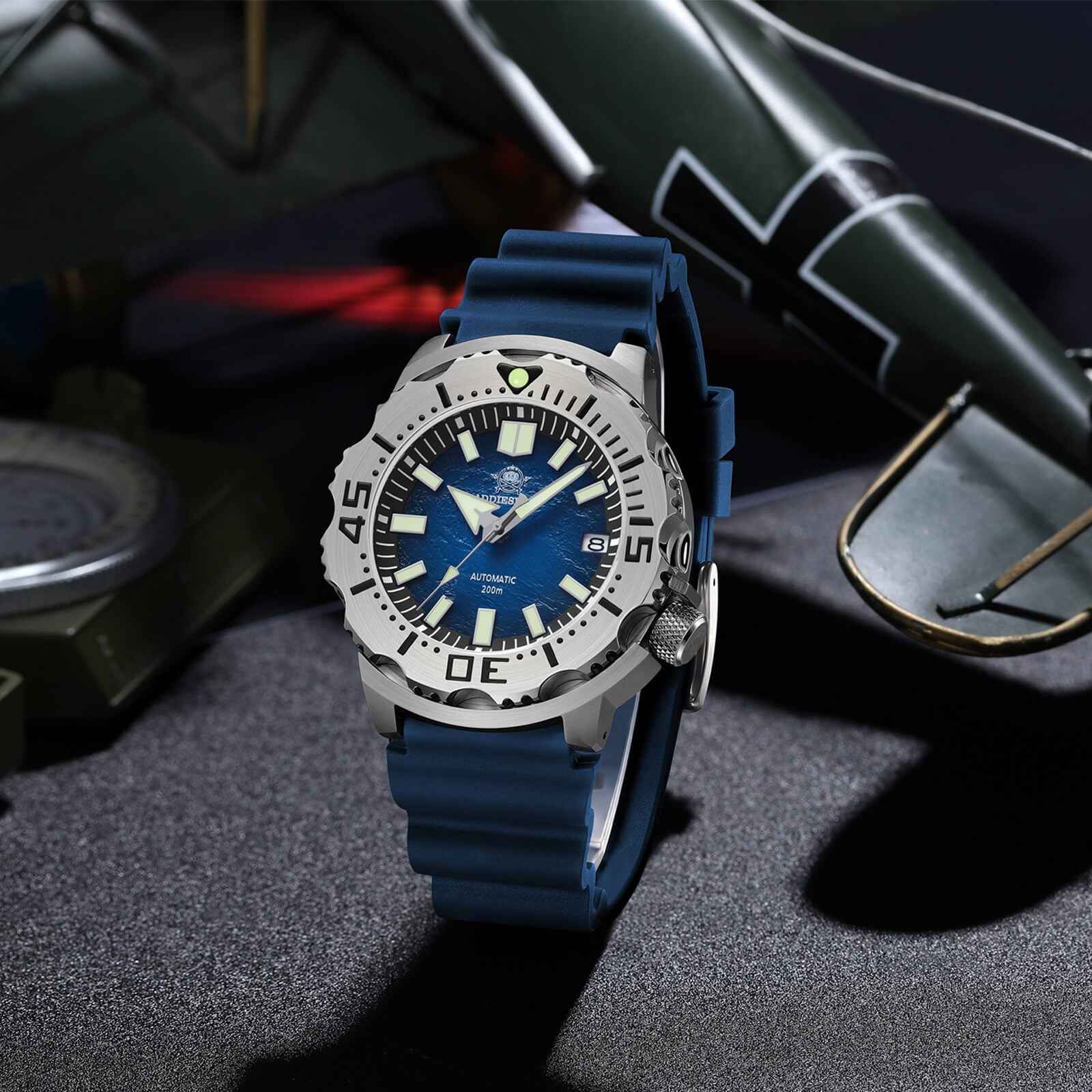 ADDIESDIVE Reloj de buceo OceanMonster AD2047