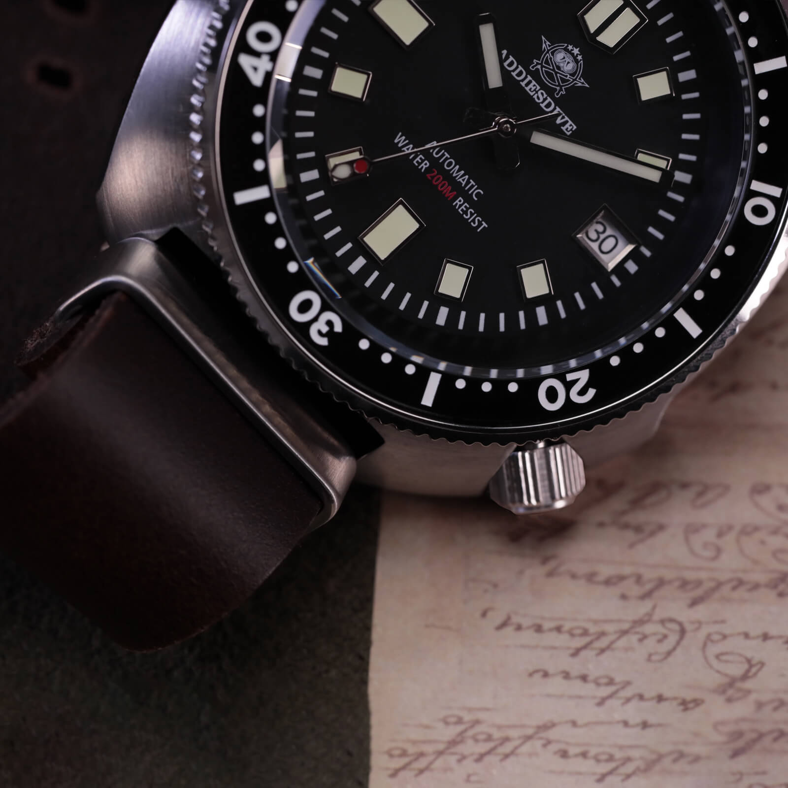 ADDIESDIVE® Reloj de buceo automático Captain Willard 200M( MY-H8)-divers watch-Esfera negra con correa de acero-