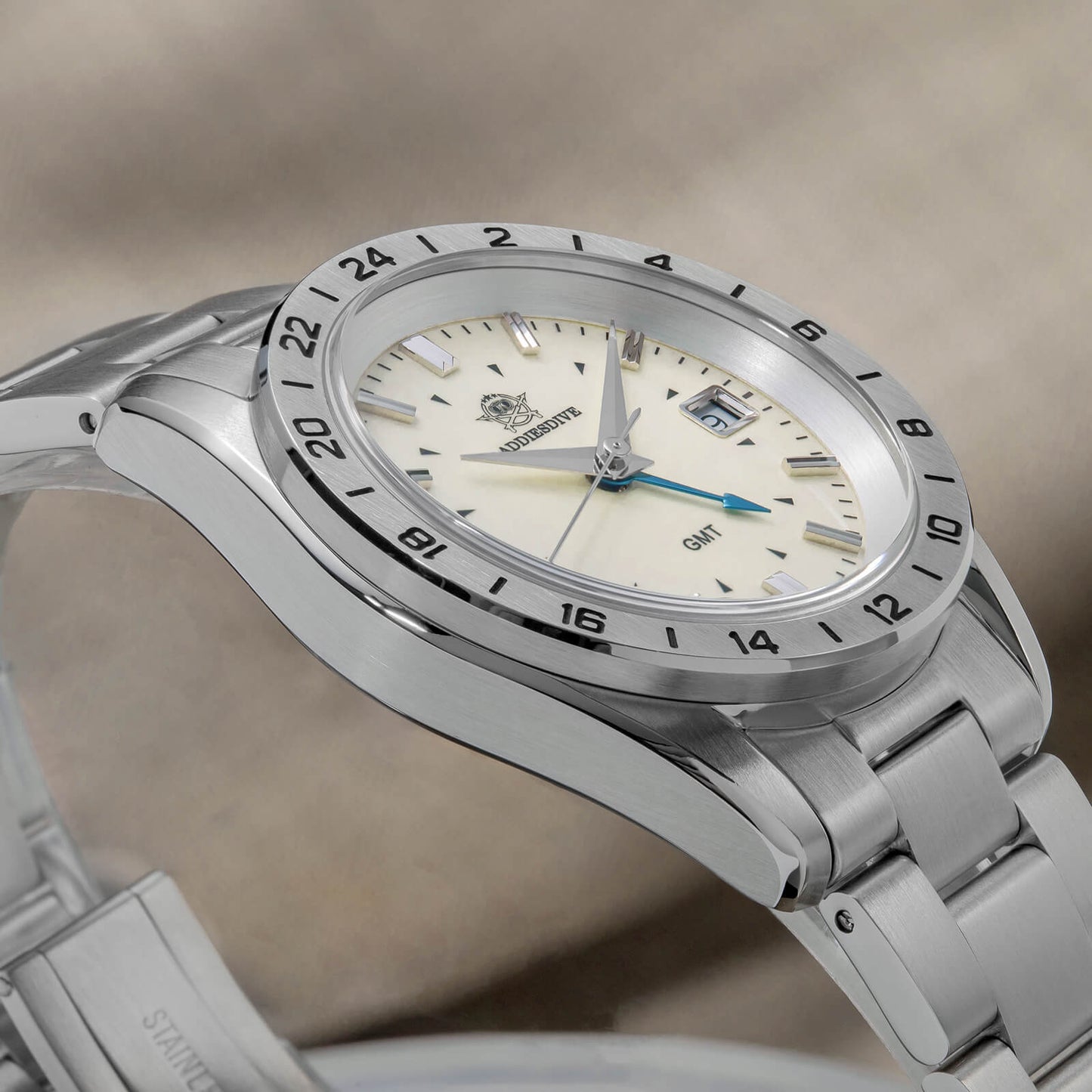 ADDIESDIVE Reloj de cuarzo GMT de 38mm AD2063-