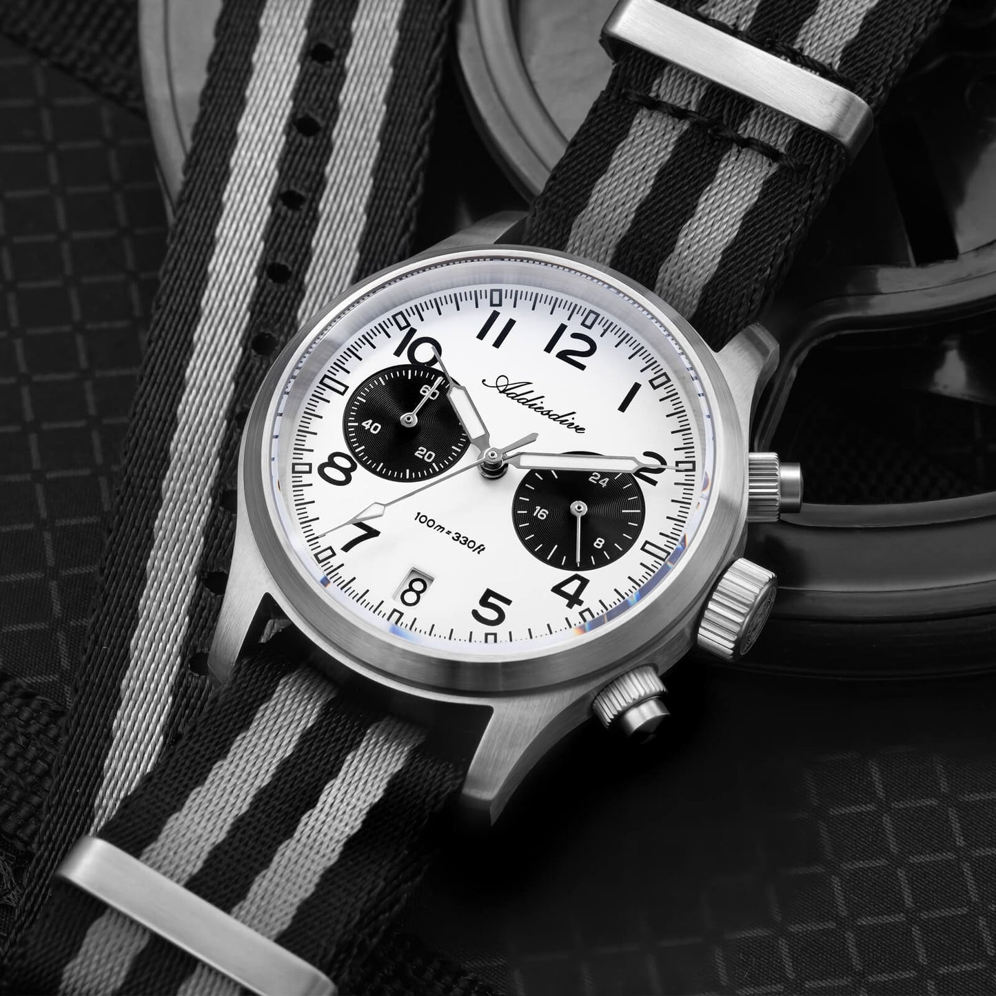 AD2538 – Cronógrafo Retro Casual 39 mm VK64 Addiesdive