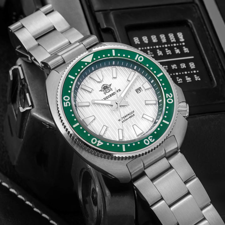 Reloj Hombre Addiesdive Turtle Quartz Diver AD2507 - Elegante Reloj de Buceo de Cuarzo - Addiesdiverelojes