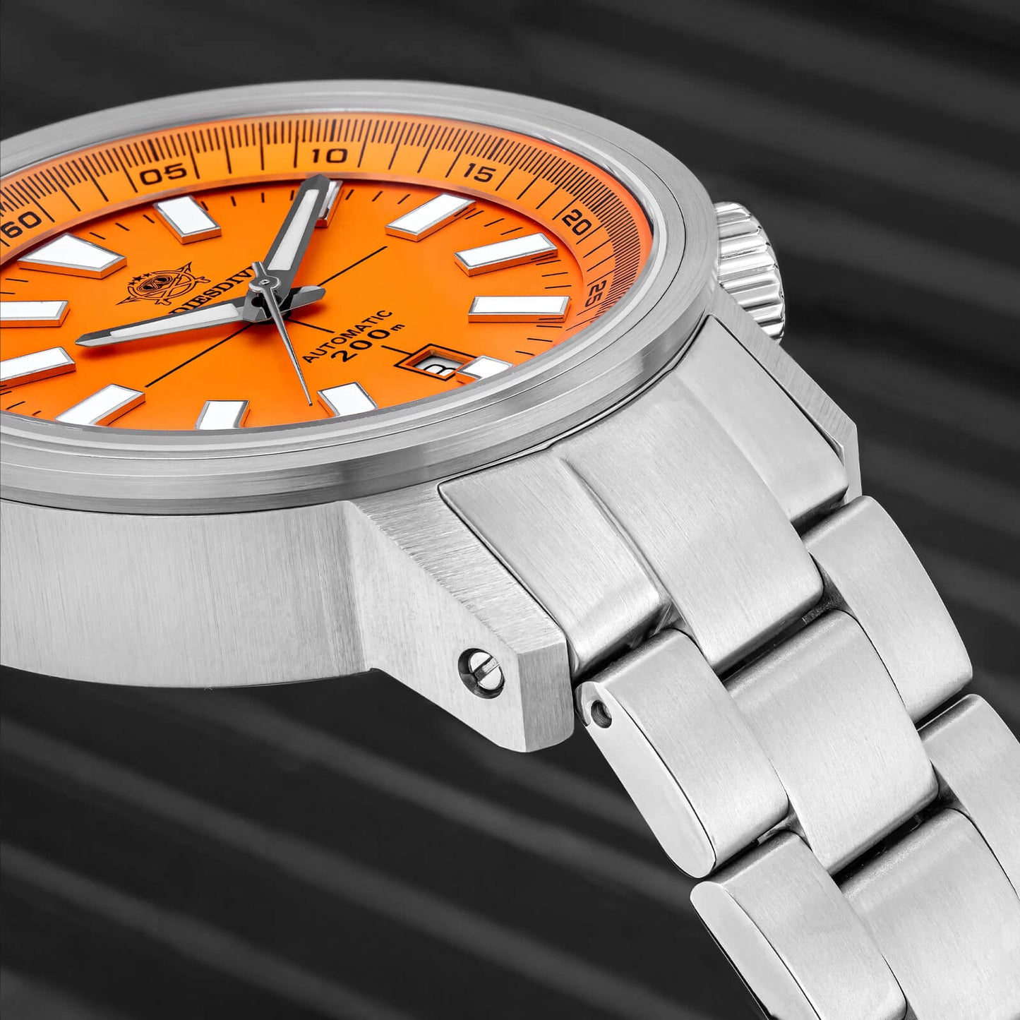 AD2093 – Reloj Automático Dual Crown Original de Addiesdive, Elegante y Preciso