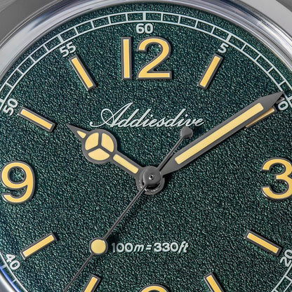 Esfera texturizada estilo arena – ADDIESDIVE AD2518 Reloj de campo VH31 de 36 mm