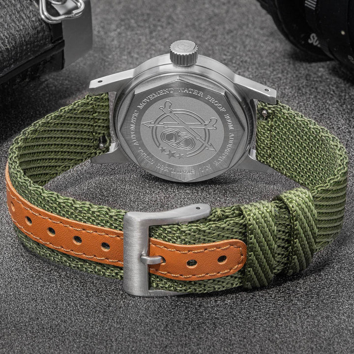 ADDIESDIVE AD2088 – Reloj Automático para Hombre con Correa de Nailon y Movimiento NH35-Negro-