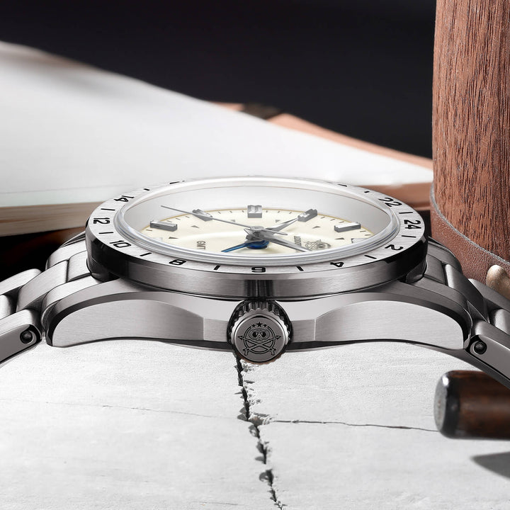 ADDIESDIVE Reloj de cuarzo GMT de 38mm AD2063-